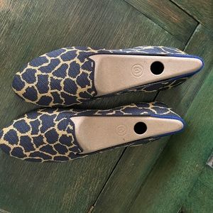 Rothy’s Navy Giraffe Loafer